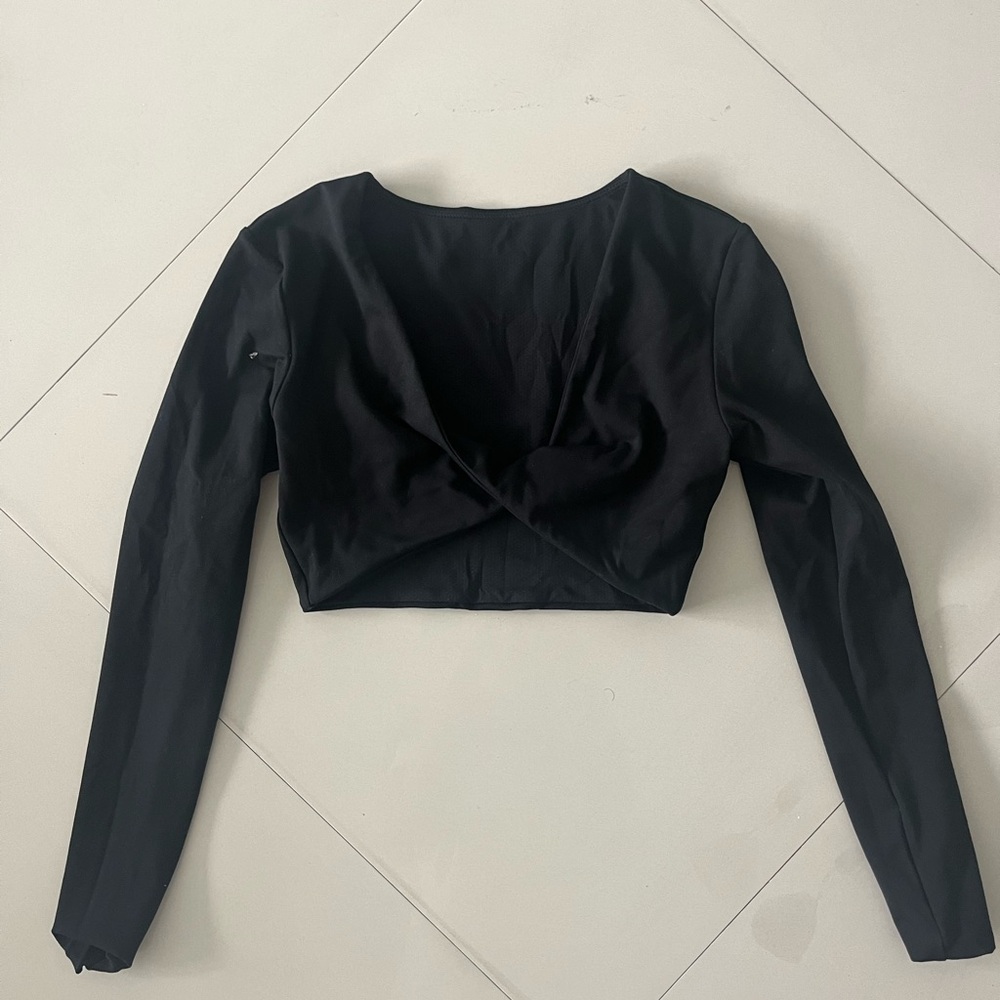 CSB Wrap top crop, black, size S, like new